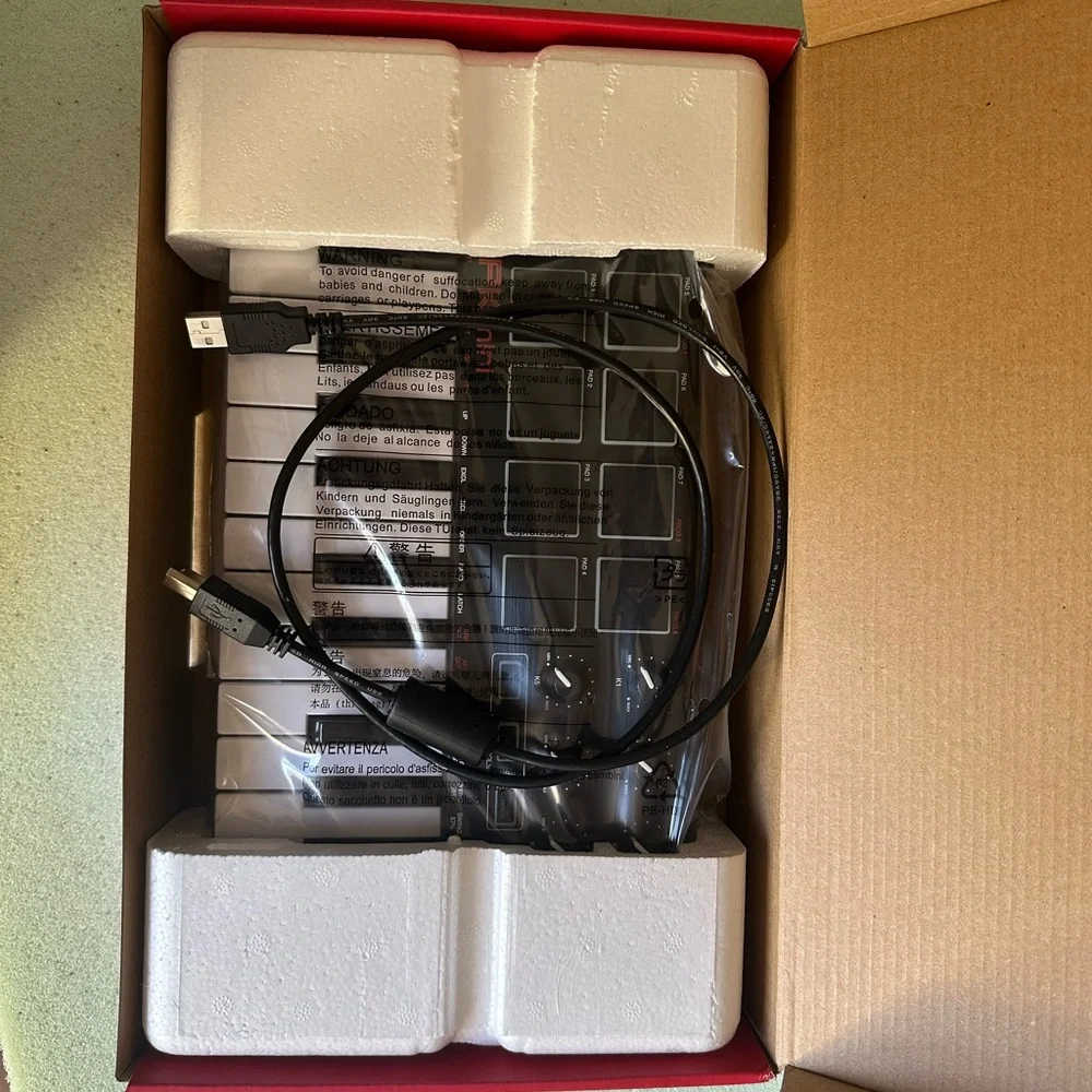 🎹 Akai MPK Mini MKII – Compact MIDI Keyboard & Pad Controller 🎛️